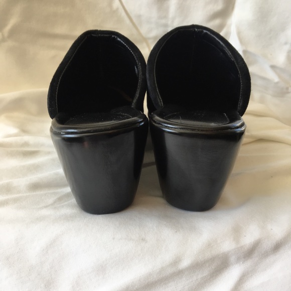 Nine West Black Suede Mules - Picture 4 of 7